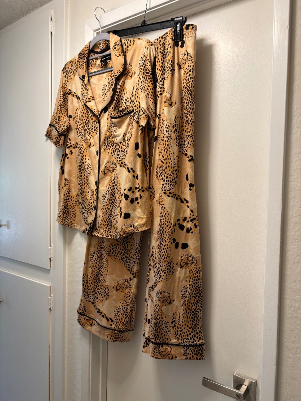 NWT Room Service cheetah pajamas - size small